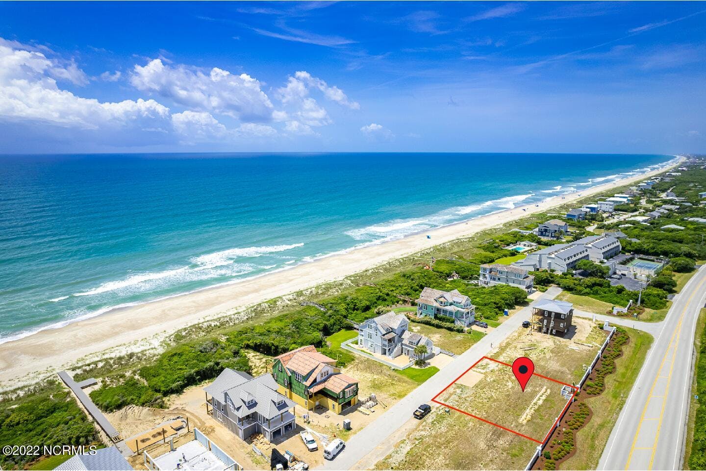Roosevelt Beach lot in Pine Knoll Shores