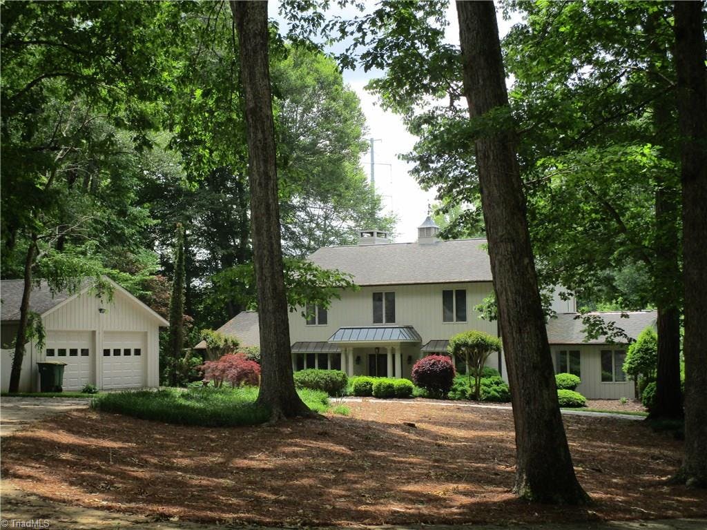 Exterior photo of 1212 Brook Acres Trail, Clemmons NC 27012. MLS: 931608