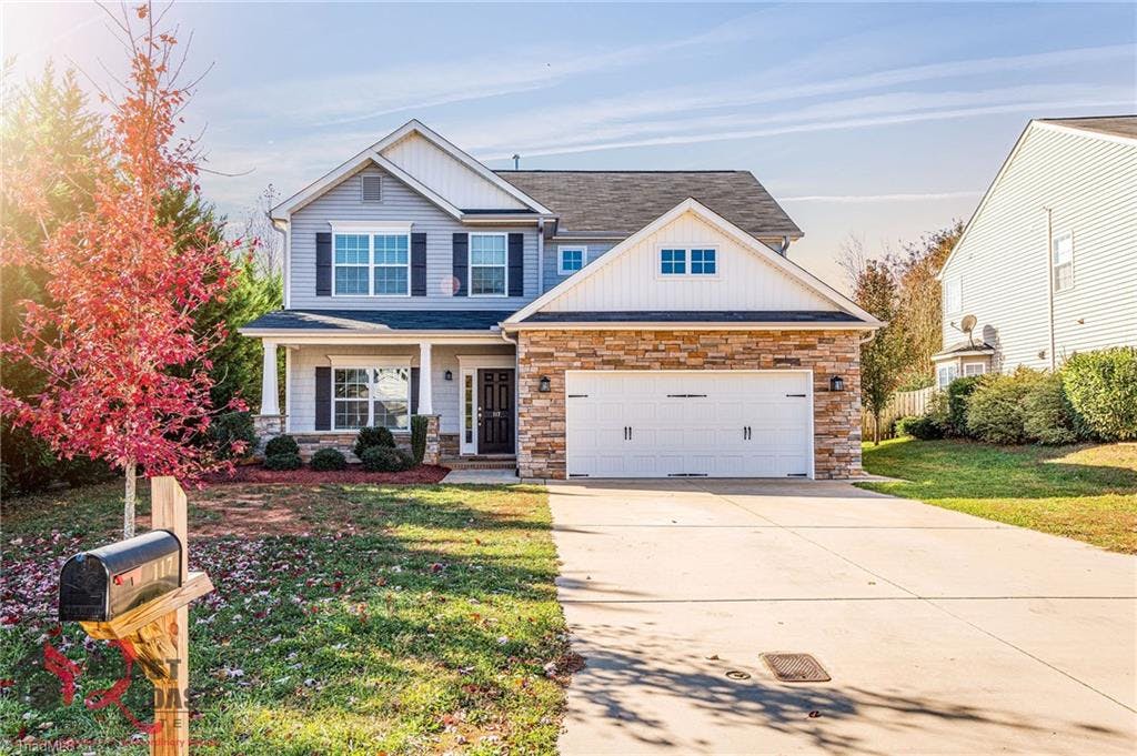 Welcome Home to 117 Creeks Edge Court, Clemmons NC 27012