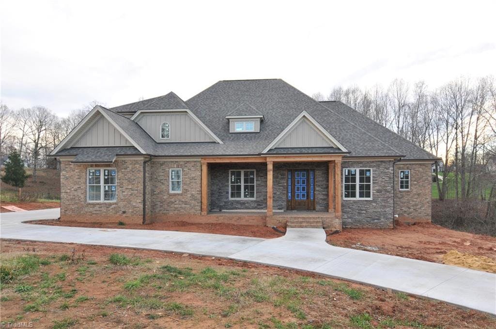 Exterior photo of 2428 Lansford Court, Clemmons NC 27012. MLS: 750590