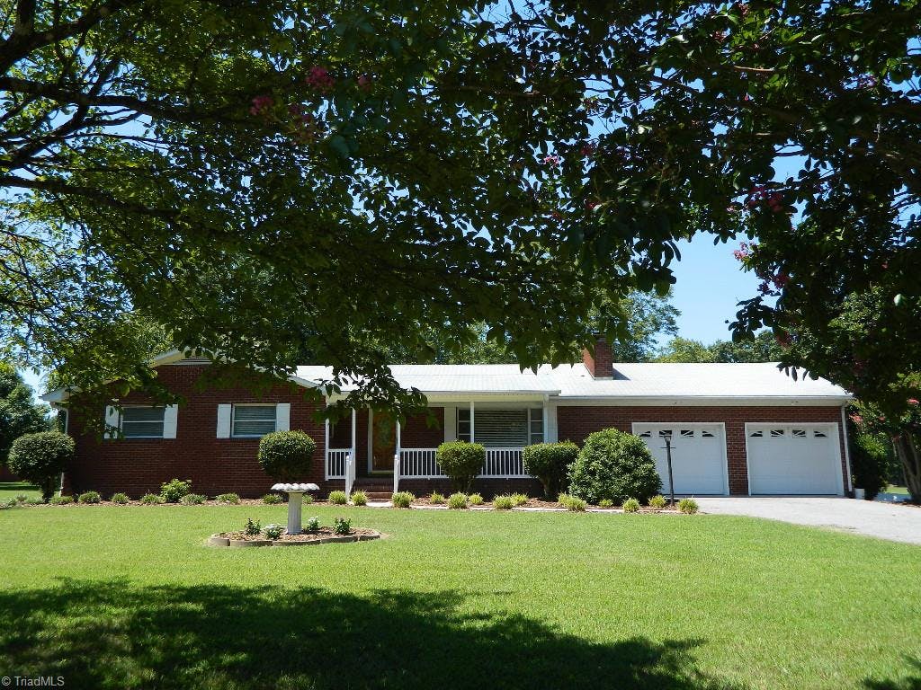 Exterior photo of 115 Donvic Drive, High Point NC 27262. MLS: 766918