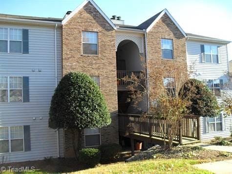 Exterior photo of 3810 Old Rosebud Court, Clemmons NC 27012. MLS: 776991