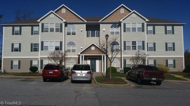 Exterior photo of 6117 Hedgecock Circle # 3C, High Point NC 27265. MLS: 777940