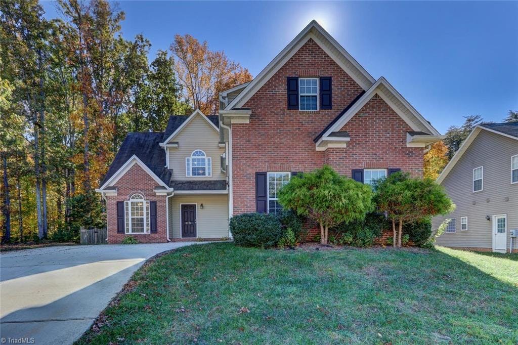 Exterior photo of 2274 Glen Cove Way, High Point NC 27265. MLS: 813628