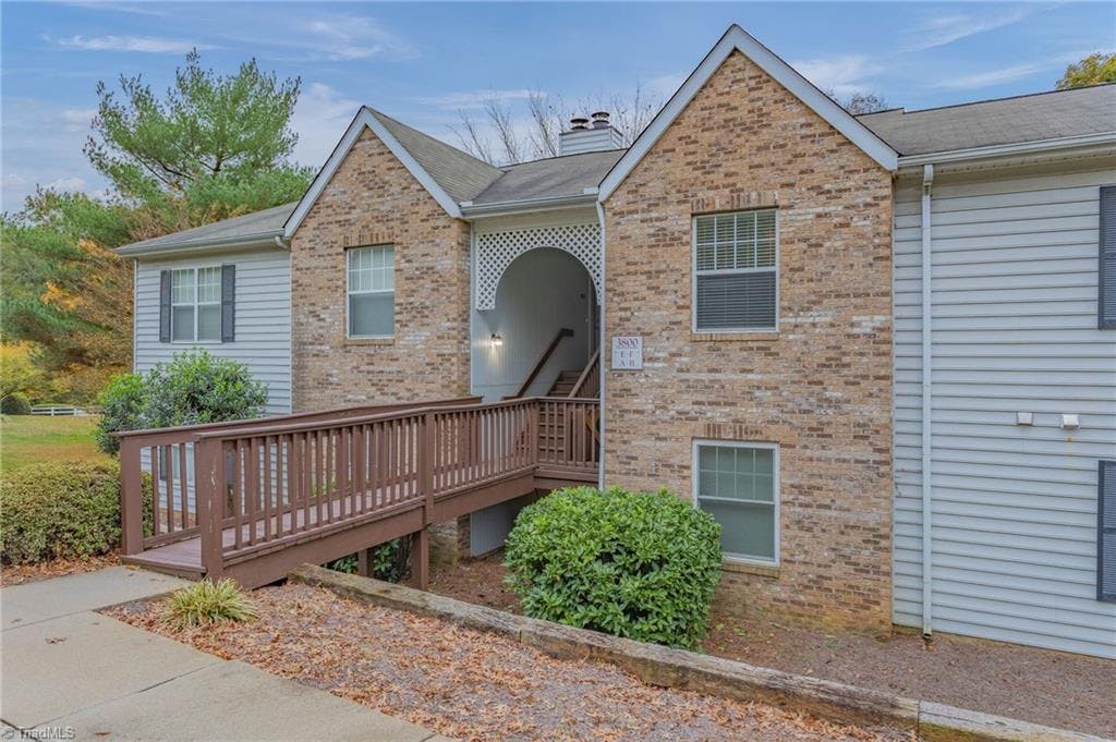 Exterior photo of 3800 Old Rosebud Court # F, Clemmons NC 27012. MLS: 000898