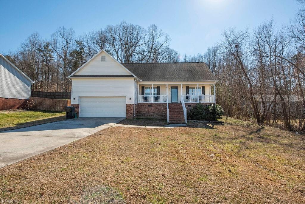 Exterior photo of 522 Paul Kennedy Road, Thomasville NC 27360. MLS: 1013779