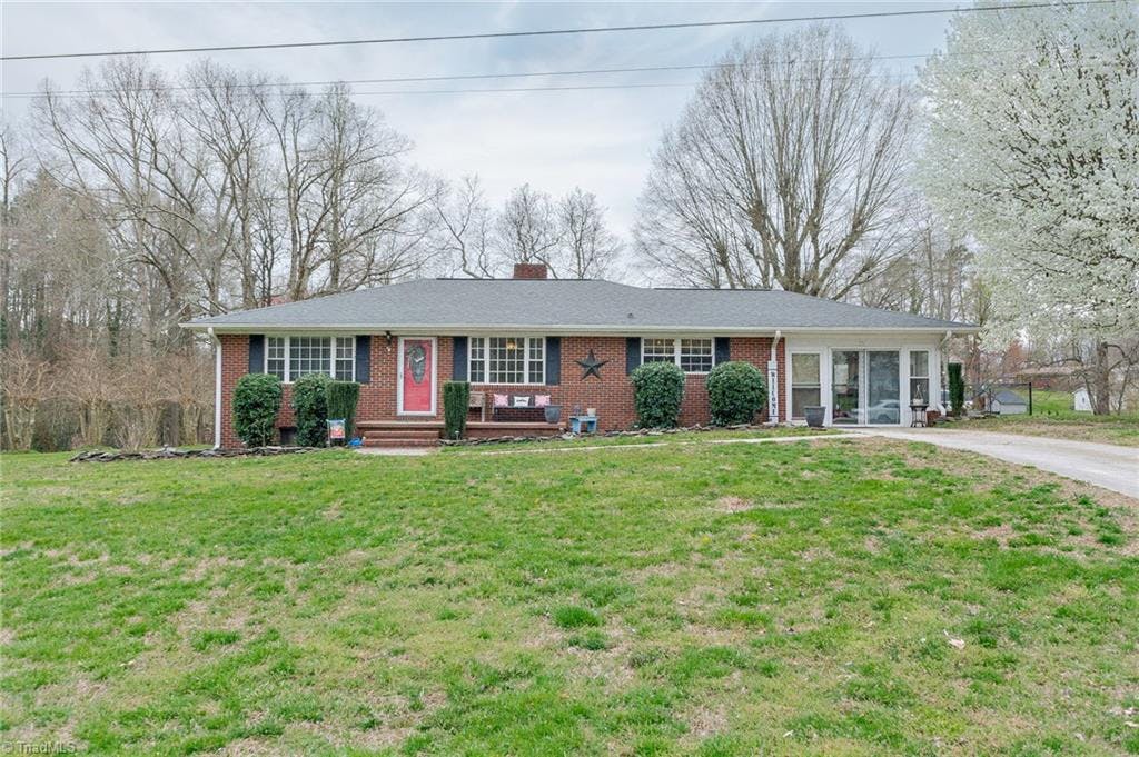 Exterior photo of 231 Rand Boulevard, Archdale NC 27263. MLS: 1017742
