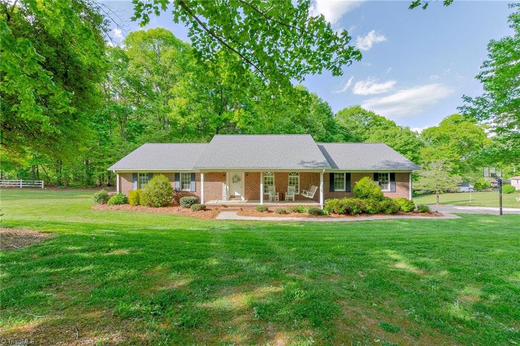 Exterior photo of 2913 Indian Springs Road, Asheboro NC 27205. MLS: 1021056