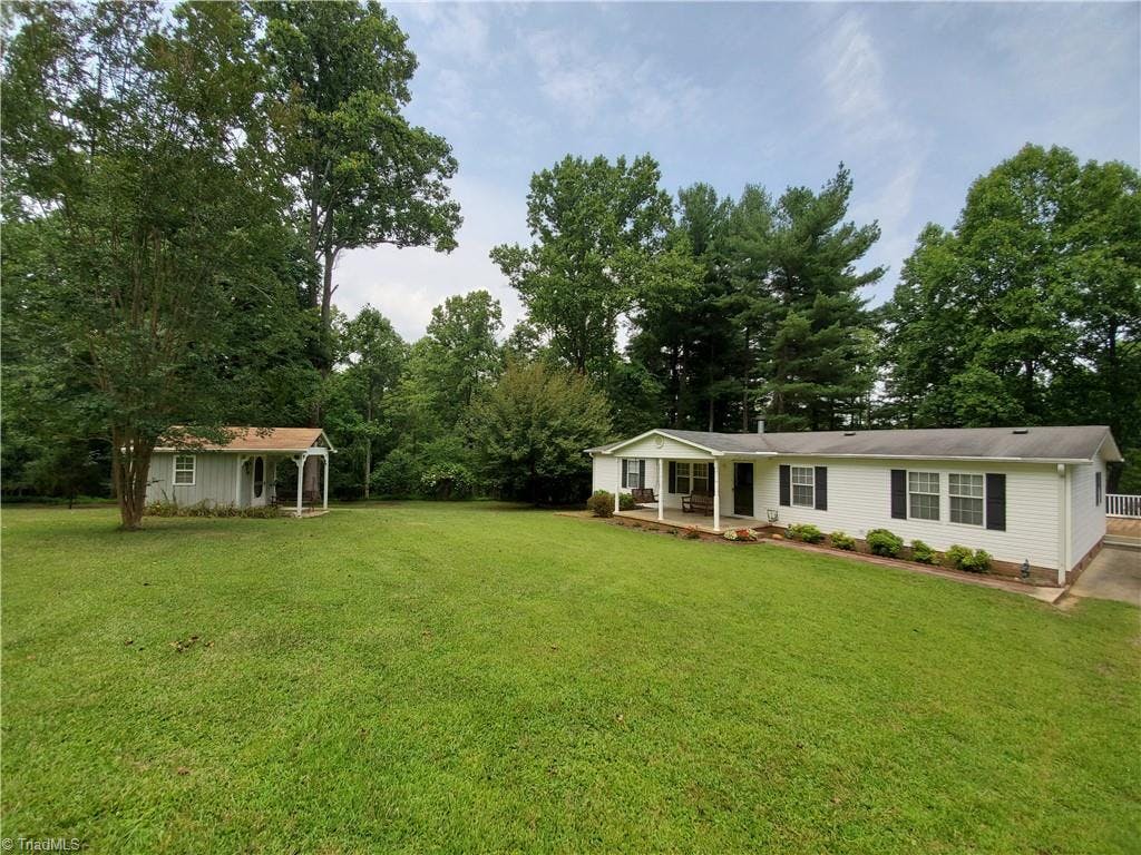 Exterior photo of 5936 Austin Little Mountain Road, Roaring River NC 28669. MLS: 1034214