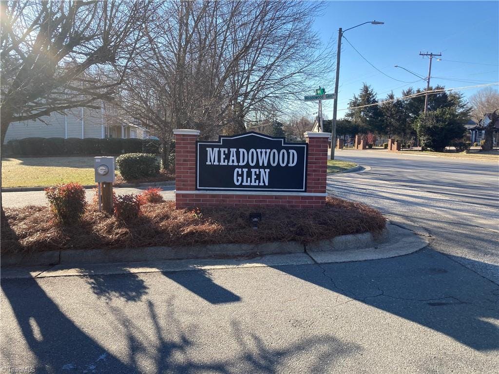 Exterior photo of 17 Meadowood Glen Way # B, Greensboro NC 27409. MLS: 1059125