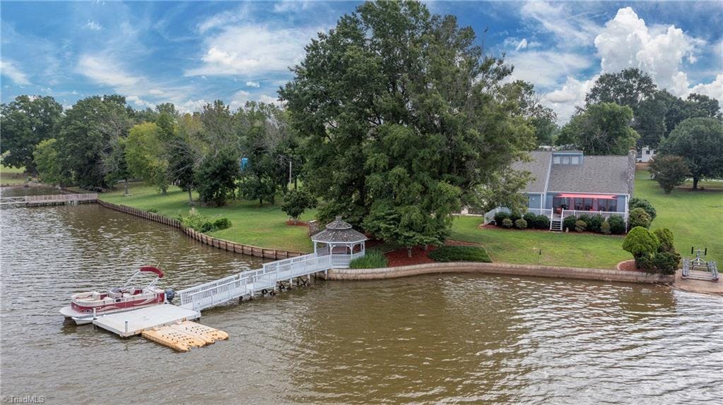 High Rock Lake Front with a private dock, floater, boat ramp, and huge lakeside gazebo