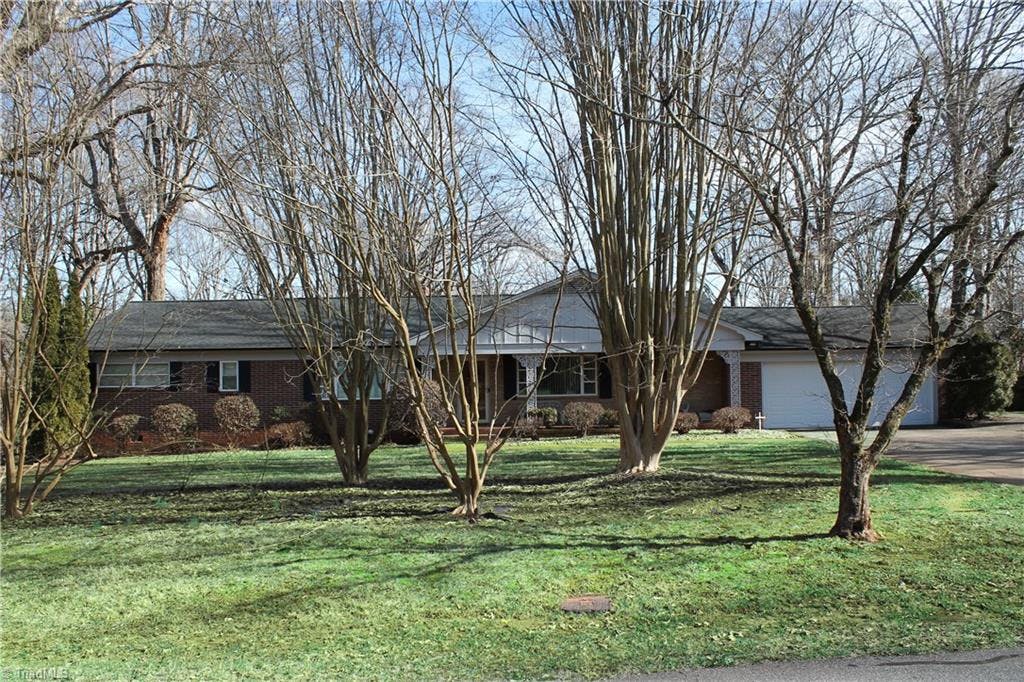 Exterior photo of 606 2nd Avenue Place NE, Conover NC 28613. MLS: 1096482