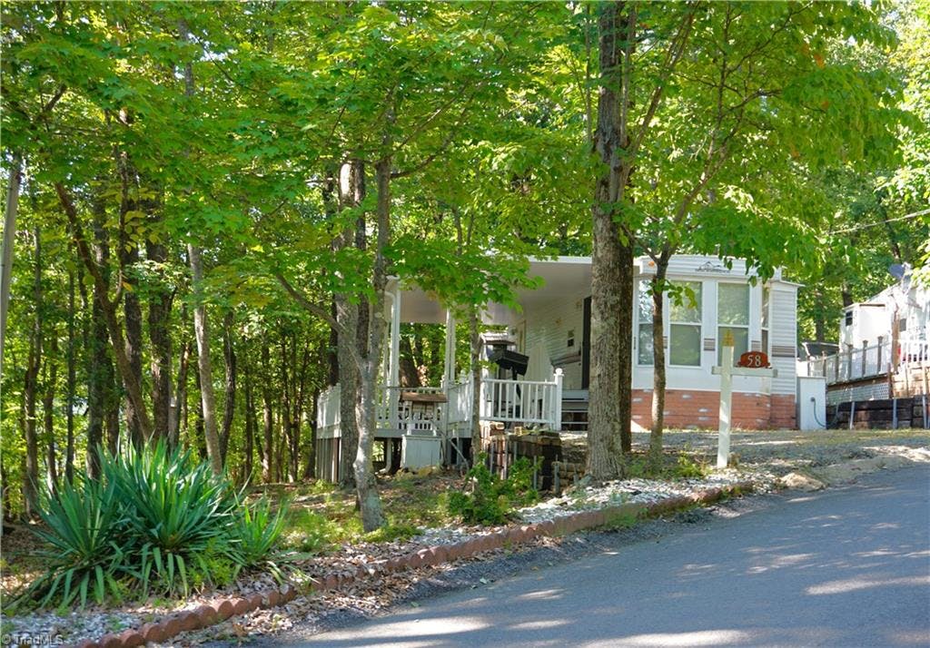 Exterior photo of 616 Dogwood Circle, Traphill NC 28685. MLS: 1118870
