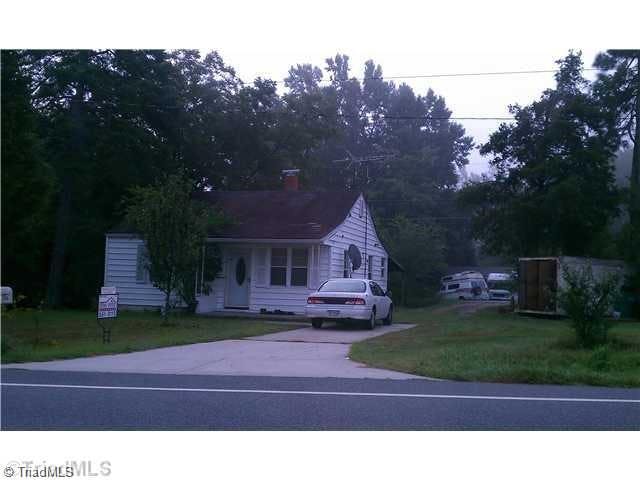 Exterior photo of 1402 Baker Road, High Point NC 27263. MLS: 1129719