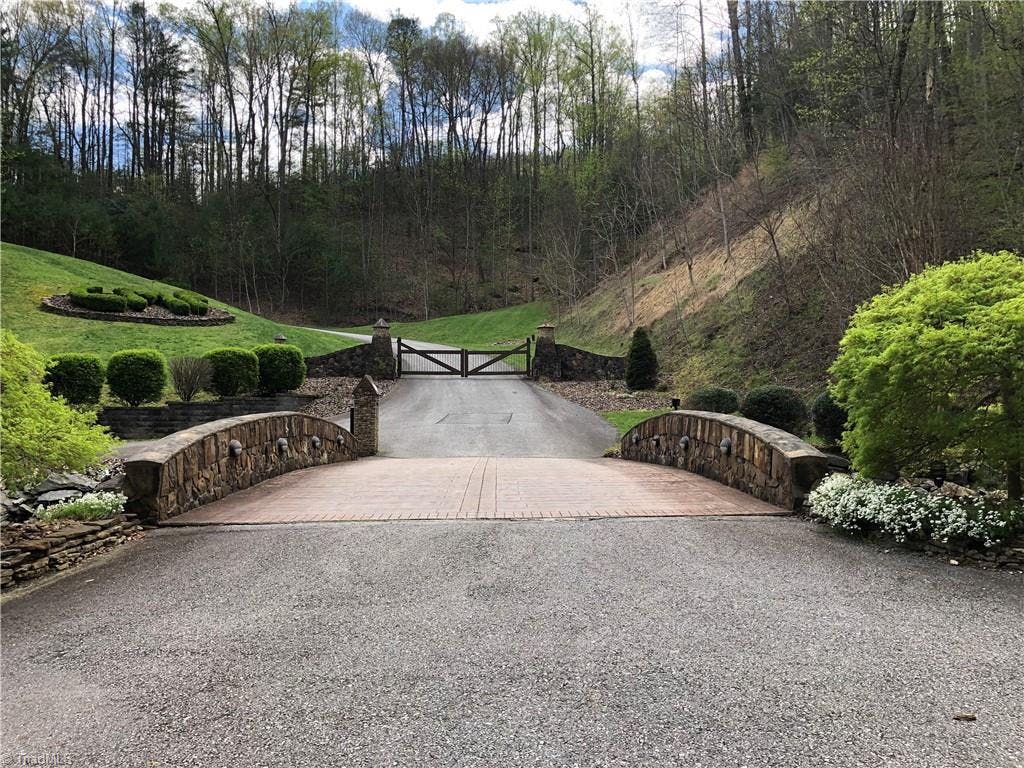 Gated Entrance at Chestnut Mountain Farms