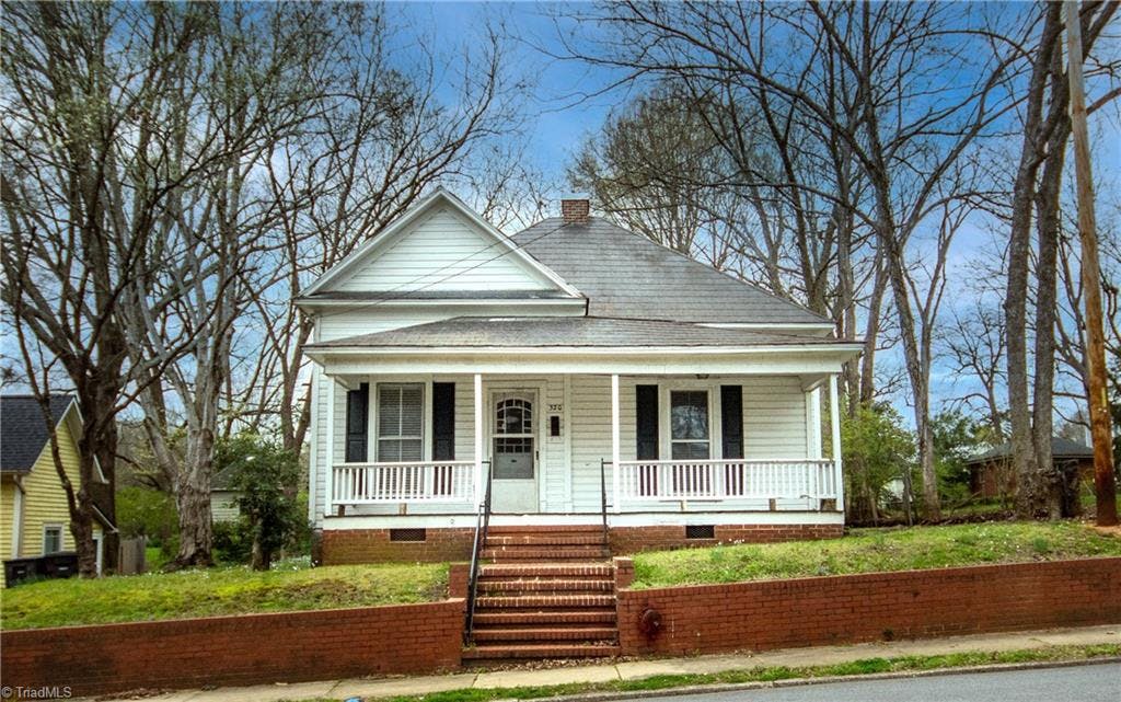 Exterior photo of 320 Mulberry Street, Statesville NC 28677. MLS: 1137409