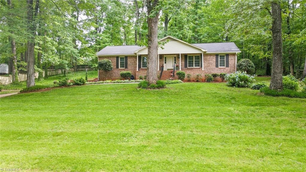 Exterior photo of 1470 Old Coach Road, Kernersville NC 27284. MLS: 1142556