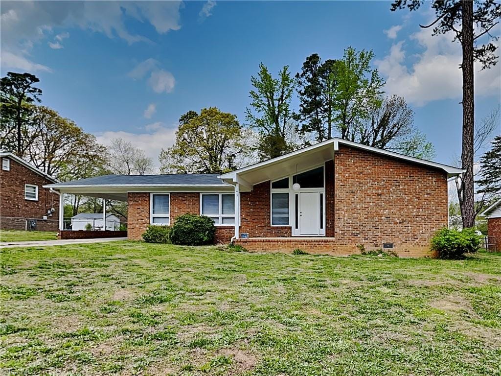 Exterior photo of 1613 Seven Oaks Place, High Point NC 27265. MLS: 1147707