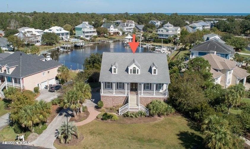 108 Inlet Point waterfront