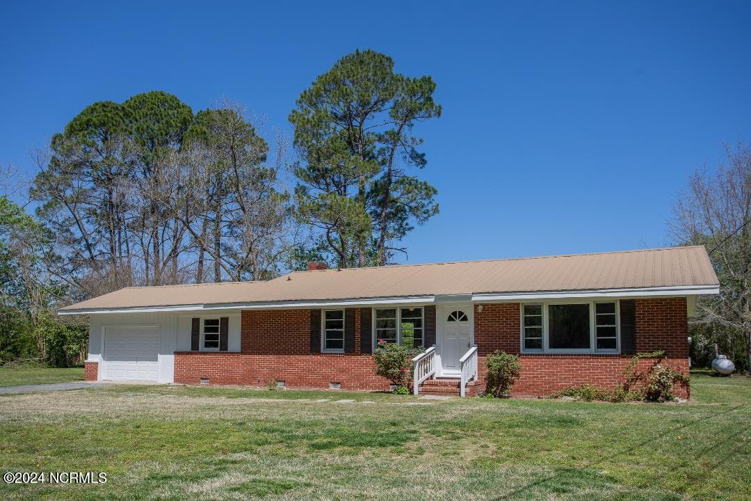 222 Old Roper Rd Plymouth, NC