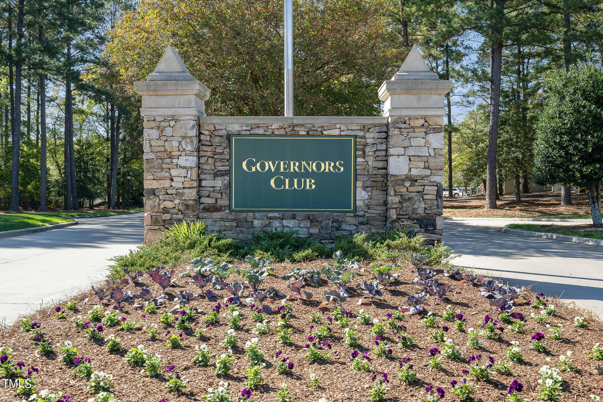 Governors Club Entrance