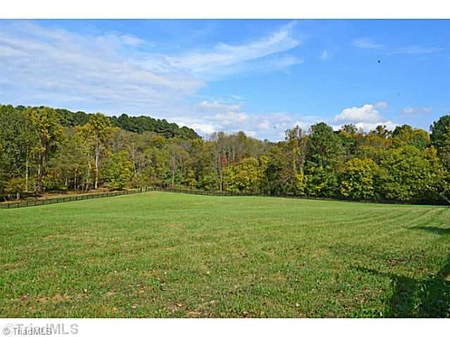 Land/Lot. Stunning Oak Ridge Building Lot. Offers an superb view for some lucky future home owner.