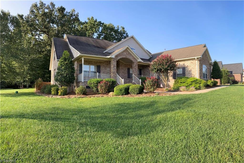 Exterior photo of 6469 Planters Place, Thomasville NC 27360. MLS: 994801