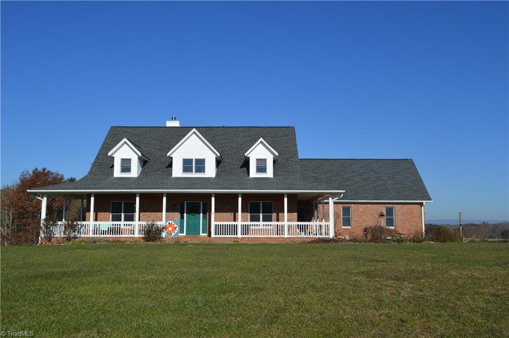 Exterior photo of 1087 Waterstone Drive, Pilot Mountain NC 27041. MLS: 1006309