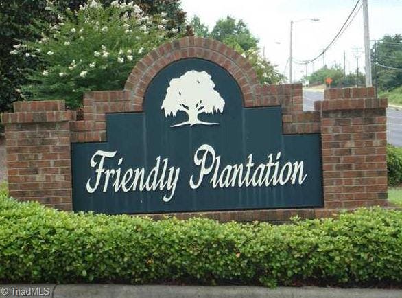 Welcome to Friendly Plantation located conveniently to all Greensboro has to offer.  Close to Downtown Greensboro, entertainment, dining, shopping, airport, and major highways for ease of communting.