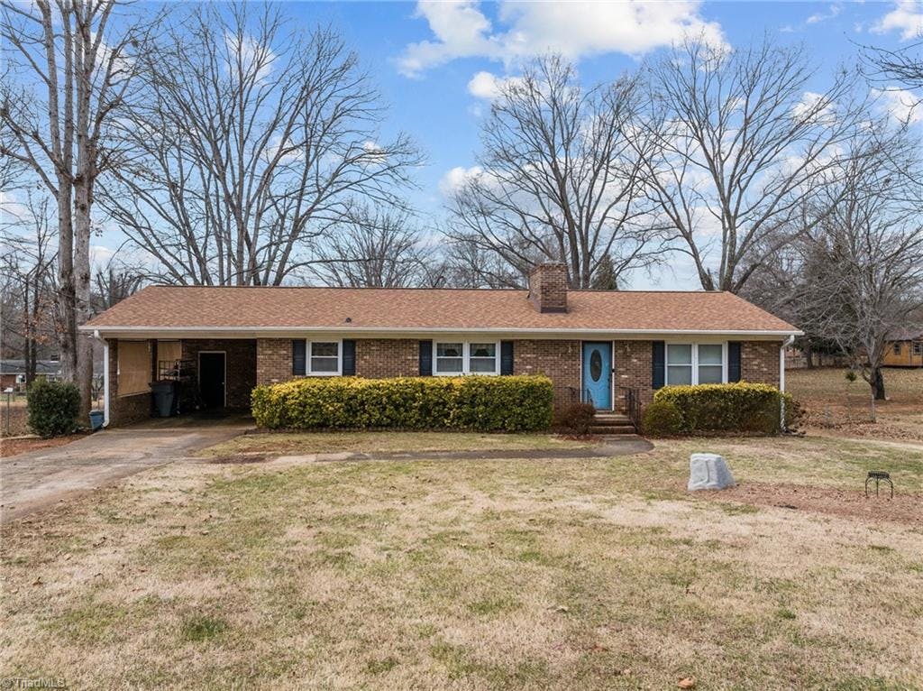 Well maintained home in Reidsville!