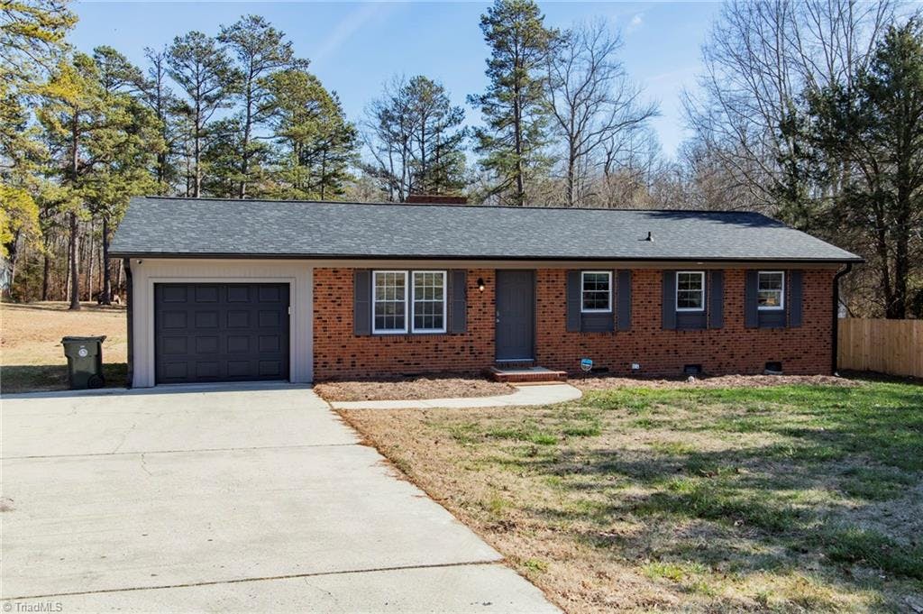 Exterior photo of 1035 W Holly Hill Road, Thomasville NC 27360. MLS: 1131319