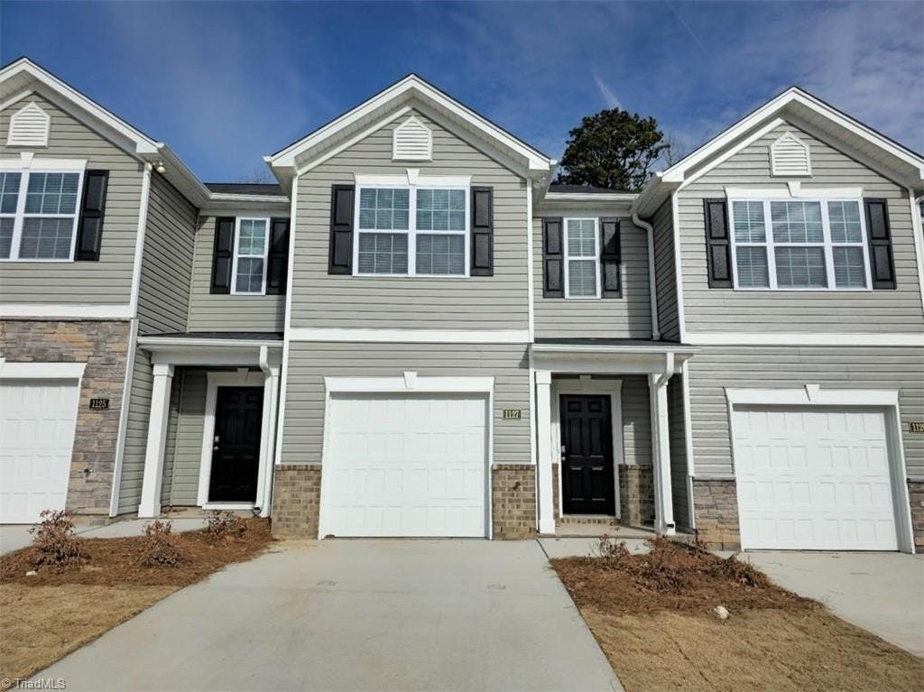 Exterior photo of 1127 Evelynnview Lane, Kernersville NC 27284. MLS: 1134714