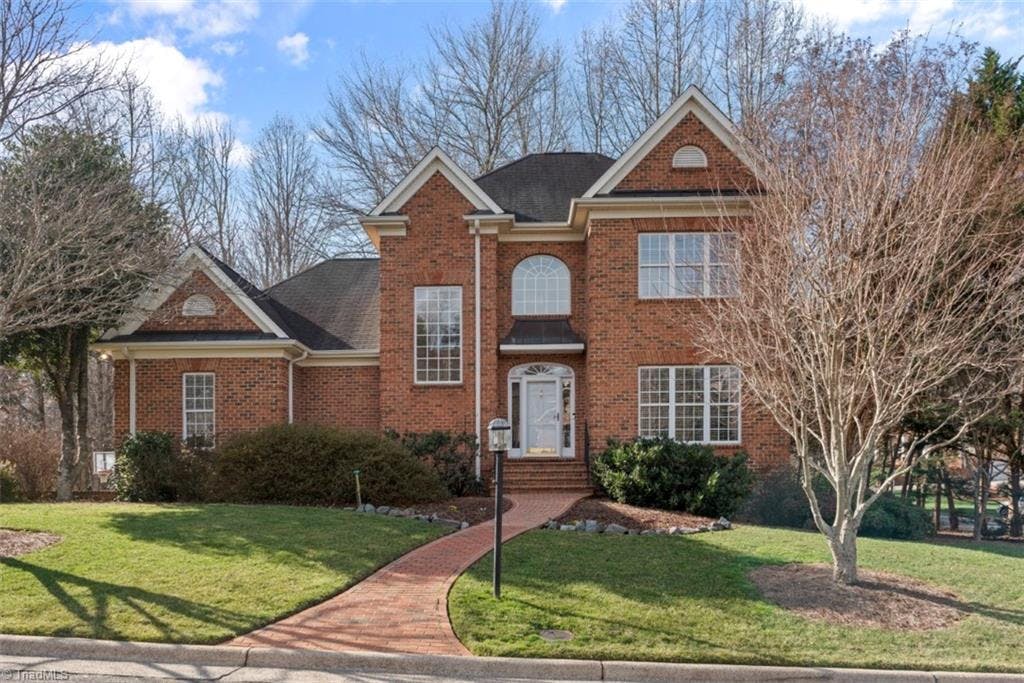 Welcome to 105 Creekstone Court, a one owner, “first time on market” brick transitional beauty built 2000-01 by highly regarded builder, Keith Rogers Homes.