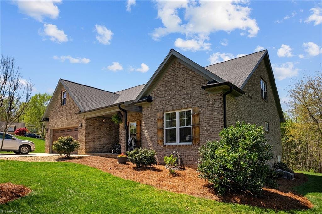 Exterior photo of 405 Scenic Drive, King NC 27021. MLS: 1138995