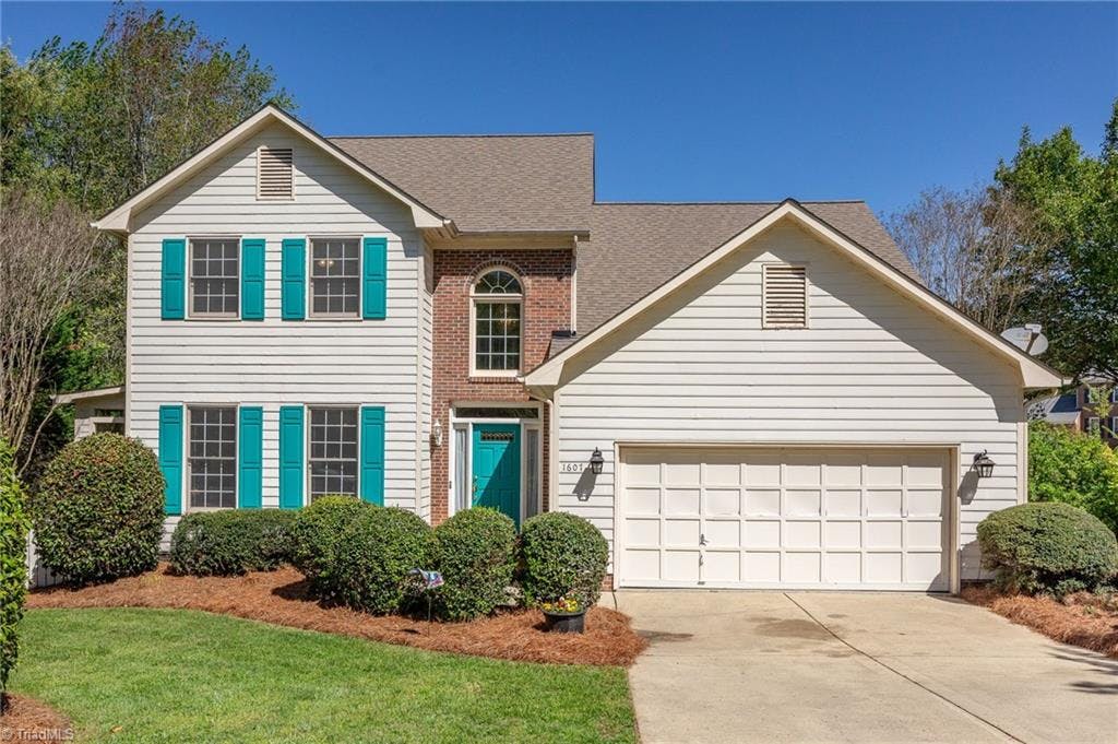 Exterior photo of 1607 Lakeland Point, High Point NC 27265. MLS: 1139332